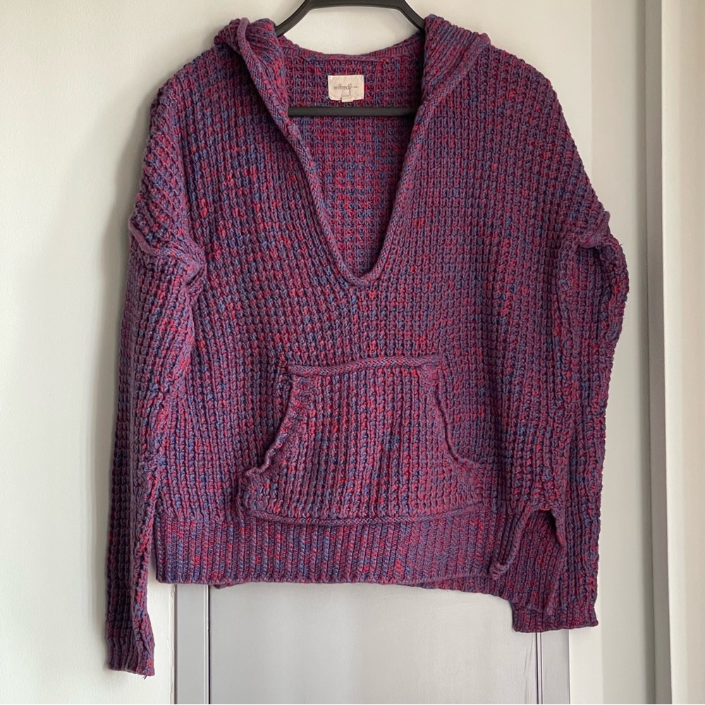 ARITZIA WILFRED FREE Red and Blue Sweater Hoodie